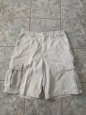 Y2K AEROPOSTALE BAGGY UTILITY CARGO CREAM SHORTS